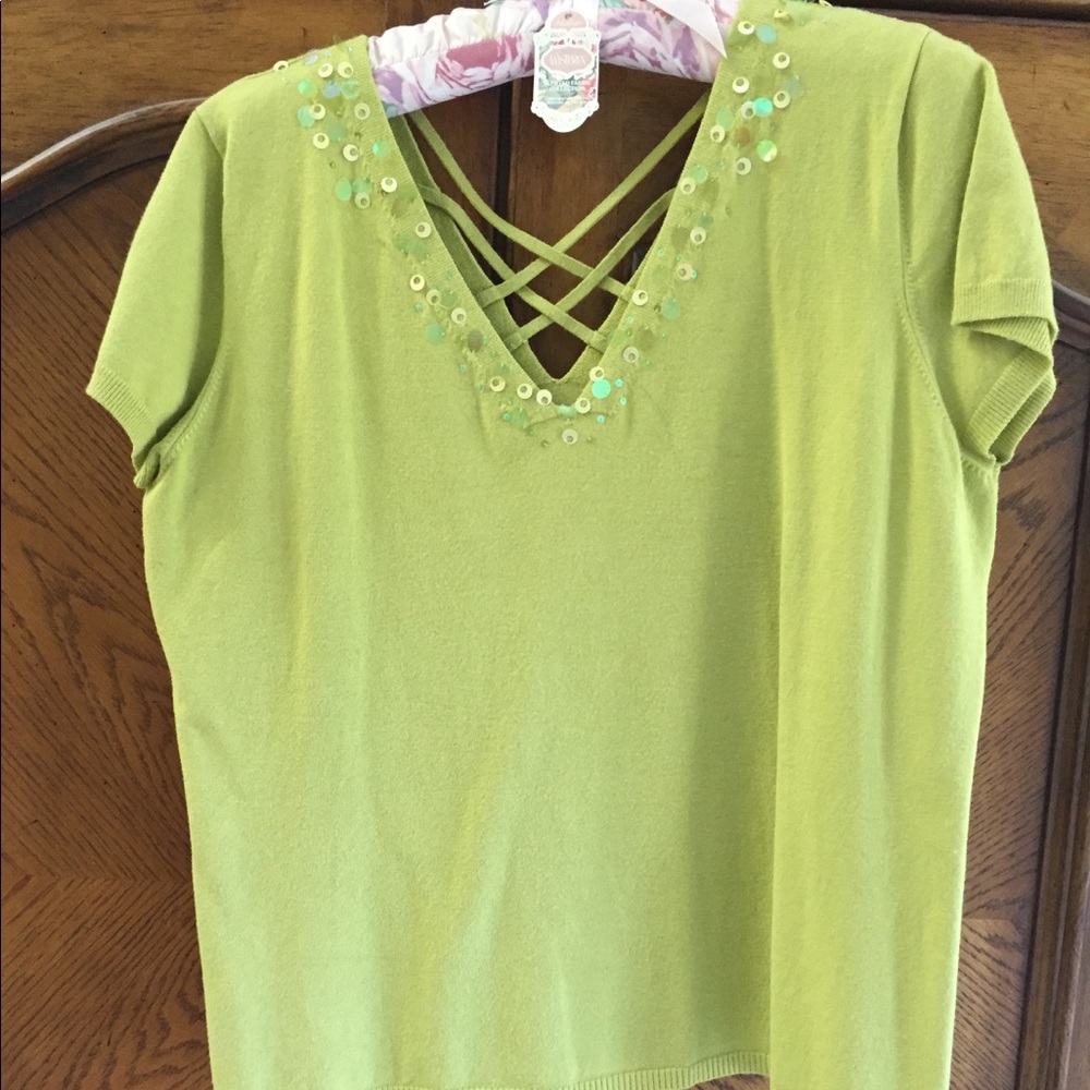 Green top